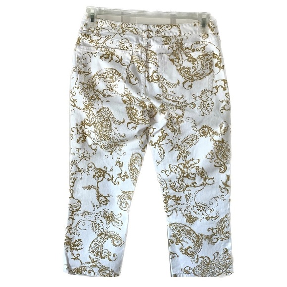 LIKE NEW - Chaps White and Yellow Denim 5 Pocket Capris Office Casual Size. 6 - Picture 2 of 9